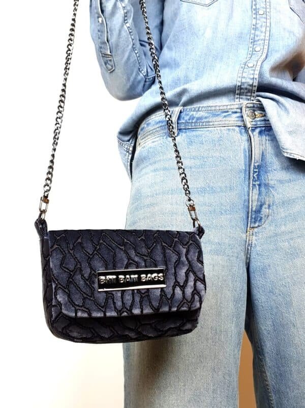 Clutch Rock Velvet