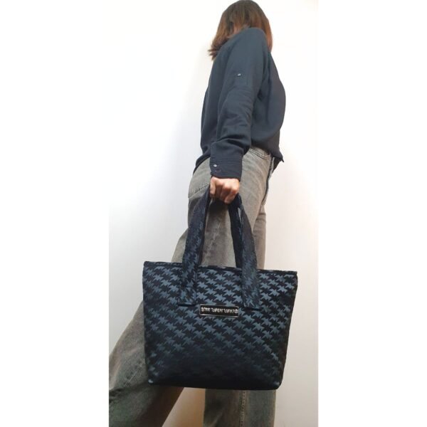 Tote Total Black Bat