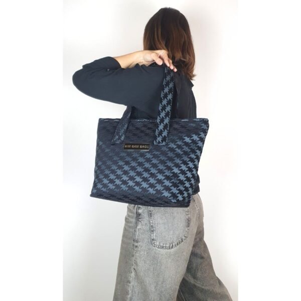 Tote Total Black Bat