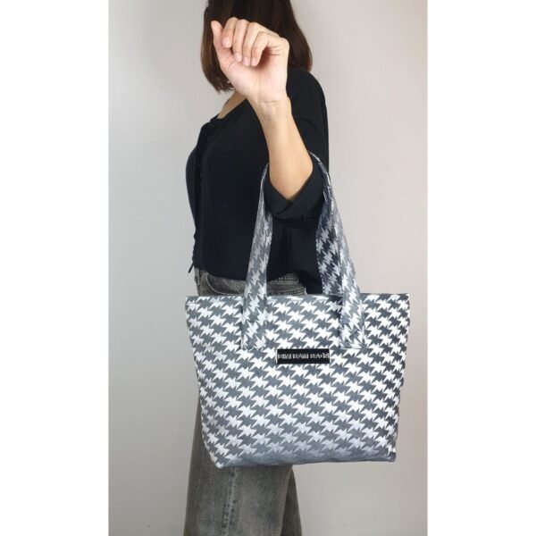Tote Silver Bat