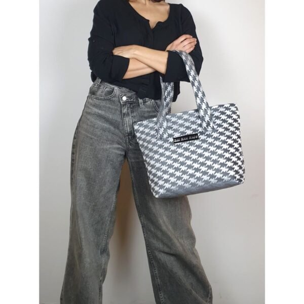 Tote Silver Bat