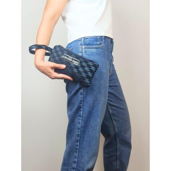 Wristlet Total Black Bat