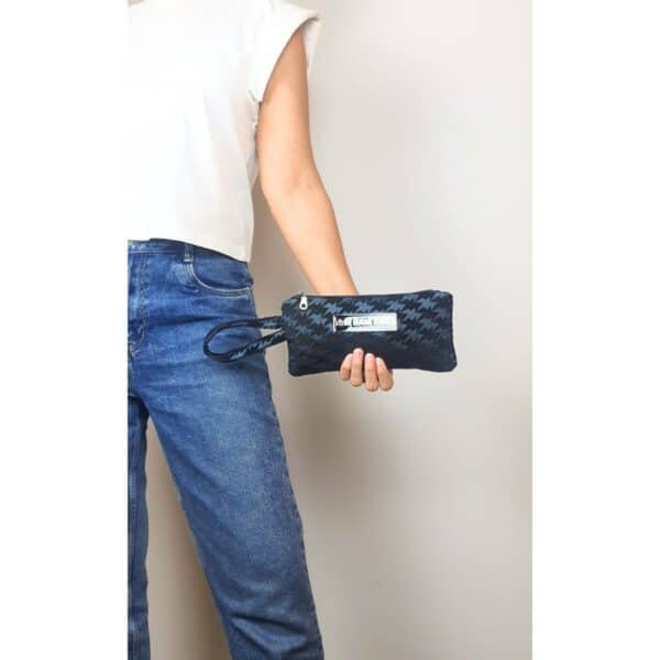 Wristlet Total Black Bat